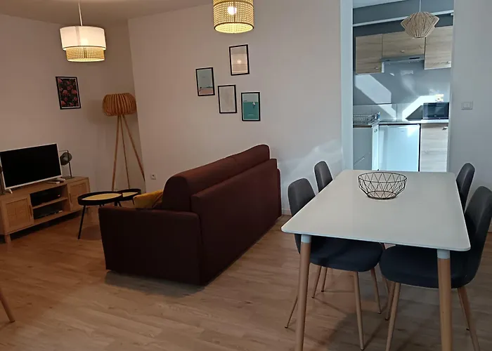 Lägenhet Au Cosy Branche